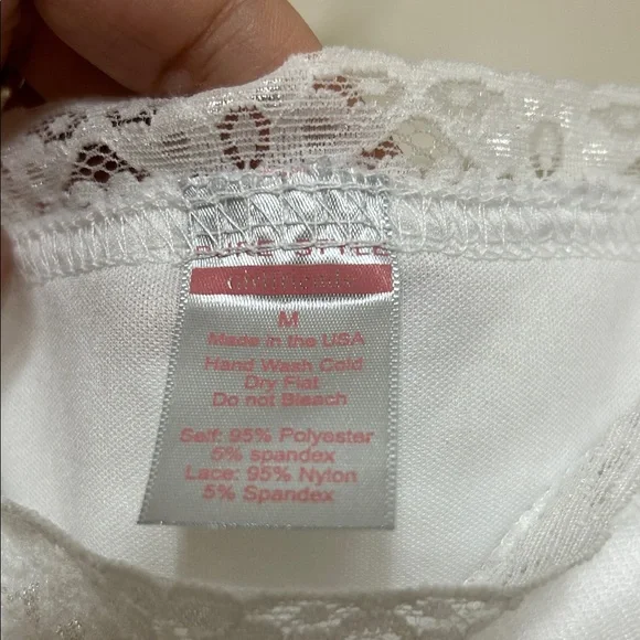 Pure Style Lace Crop Top White Semi-Sheer Gorgeous Rose Floral Lace Overlay M - Picture 2 of 10